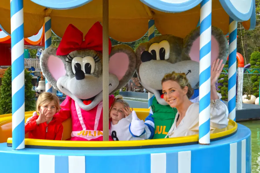 Het reuzenrad van Kinderpretpark Julianatoren